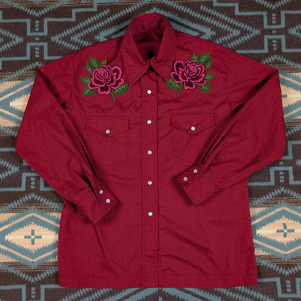 Vintage Western Red Pearl Snap Shirt Men’s L Floral Rose Embroidered Polyester